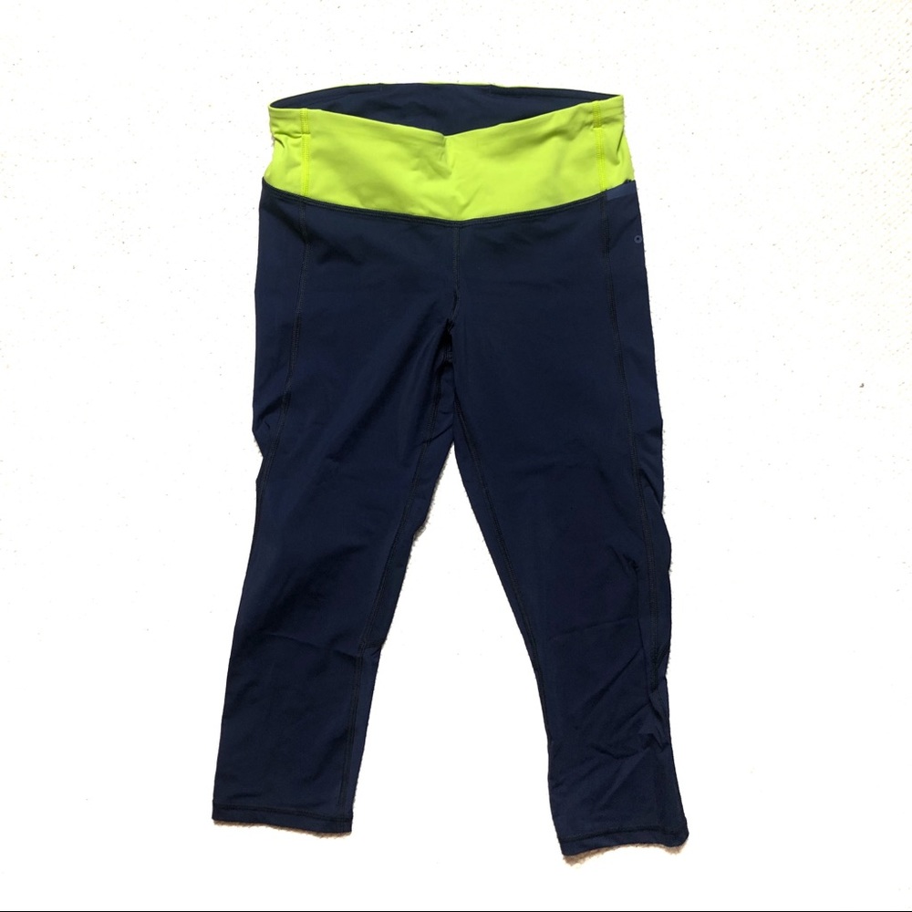 Lululemon Water Bound Crops - 20% off original